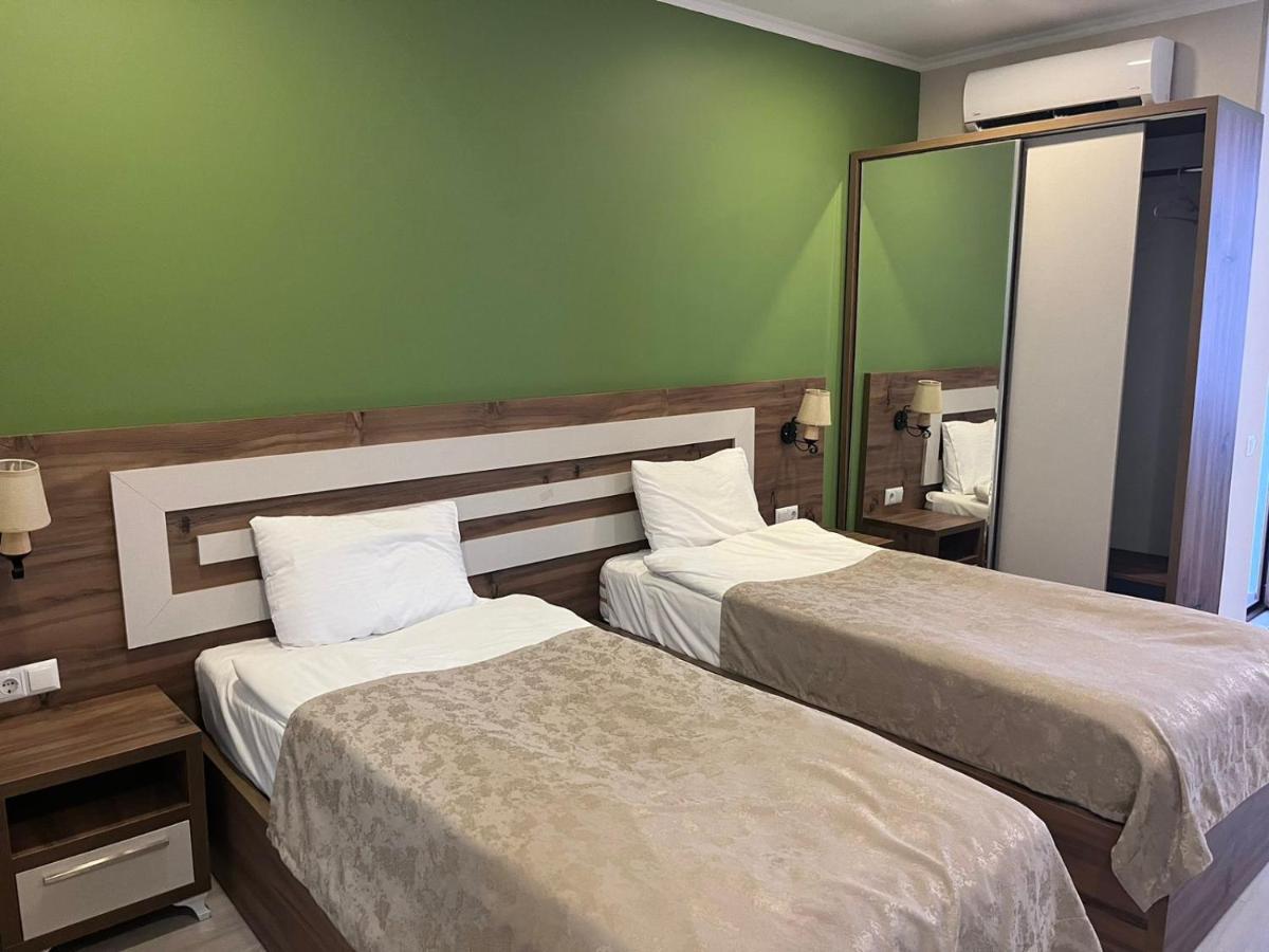 The Fresh Wave Hotel Батуми Экстерьер фото