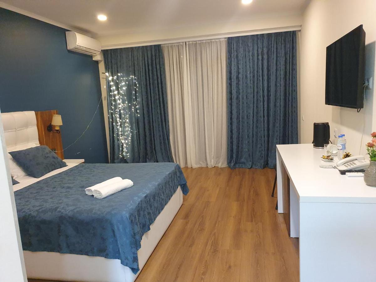 The Fresh Wave Hotel Батуми Экстерьер фото